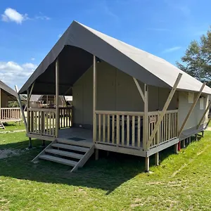 Tente de luxe Ucpa Eco, Séné